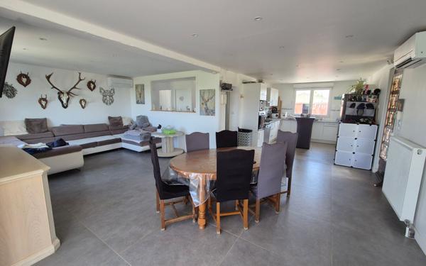 Maison à vendre    9 pièces •  Jouy-le-Châtel