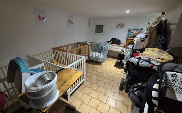 Maison à vendre    9 pièces •  Jouy-le-Châtel