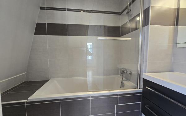 Appartement à louer    2 pièces • 53,18 m2 Chessy