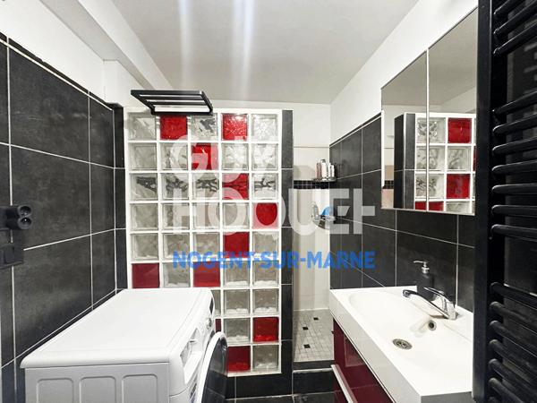Appartement  3 pièce(s) 64.45 m2 + Parking + Cave