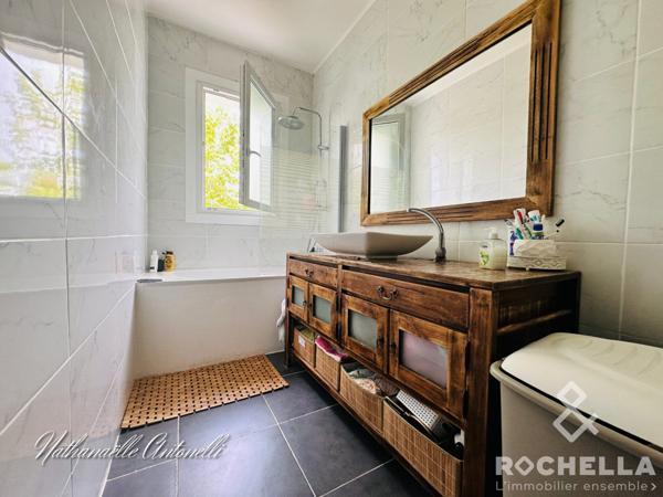 BEAU PAVILLON - SAINT-JEAN-D'ANGELY