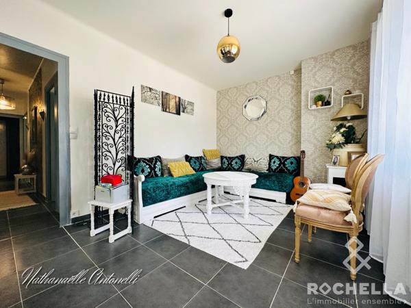 BEAU PAVILLON - SAINT-JEAN-D'ANGELY