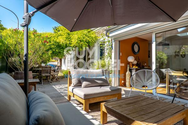 CHARME - ELEGANCE - EMPLACEMENT