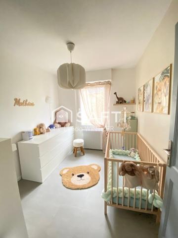 A Colmar St Joseph, au calme dans une impasse, bel Appartement de 3 pièces avec balcon, cave, garage, place de parking