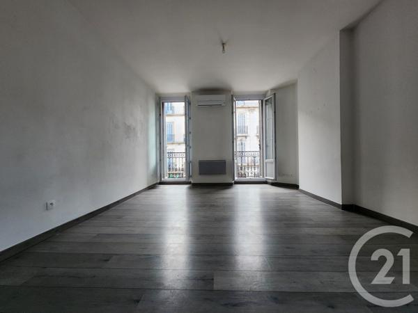 Appartement F3 à vendre  3 pièces - 76,34 m2 TOULON - 83