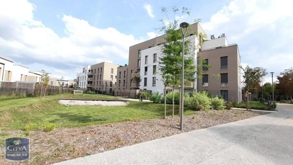 Appartement à louer 2 pièces 42.28m²