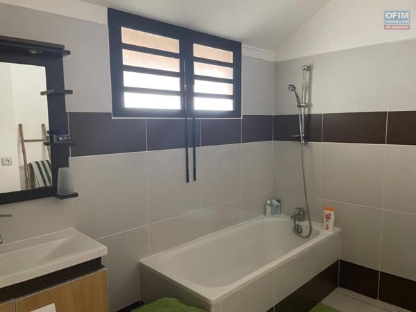 À Vendre – Appartement F3 Duplex à La Saline les Bains (97434)