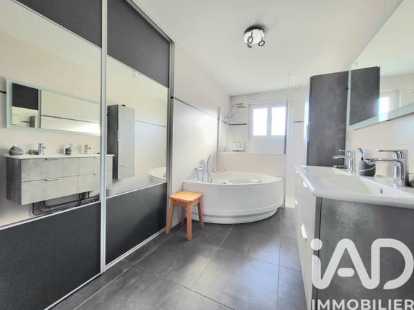 Maison à vendre 6 pièces 157 m² Rive-de-Gier