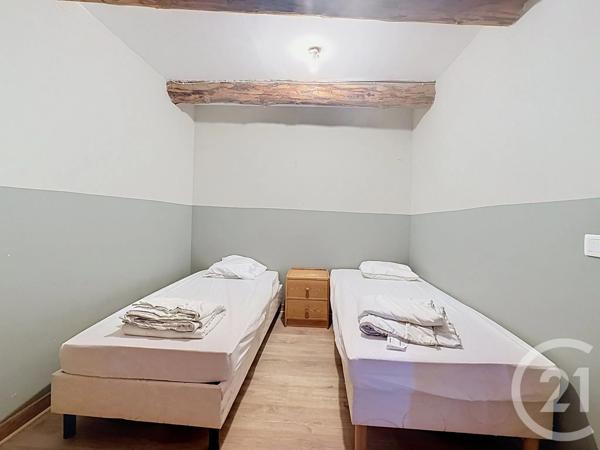Appartement à vendre  2 pièces - 46 m 2   TANINGES  - 74