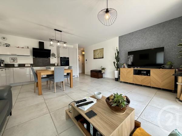 Appartement F3 à vendre  3 pièces - 74,83 m2 BOURG LES VALENCE - 26