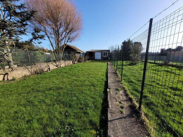 Maison de ville à vendre à Boulogne-sur-Mer dans le Pas-de-Calais (62200), ref : 069/632   
SAINT-PIERRE