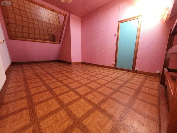 Maison de ville à vendre à Boulogne-sur-Mer dans le Pas-de-Calais (62200), ref : 069/632   
SAINT-PIERRE