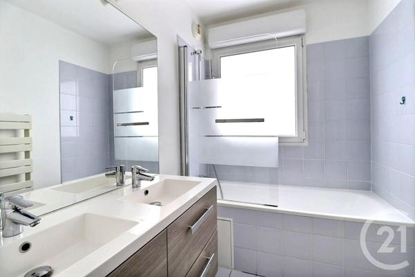 Appartement F4 à vendre  5 pièces - 99,02 m2 LES LILAS - 93