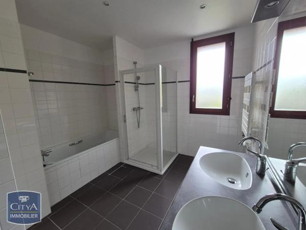 Appartement à louer 3 pièces 80.52m²