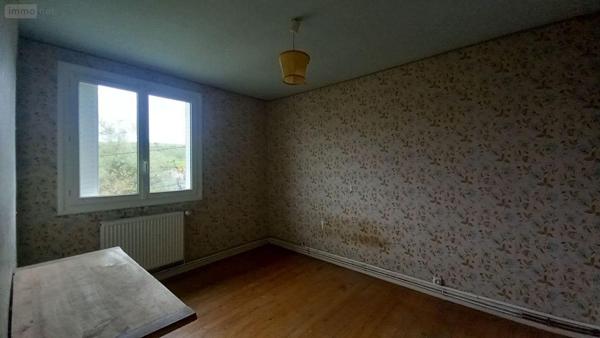 Maison à vendre à Allanche dans le Cantal (15160), ref : FG/2451