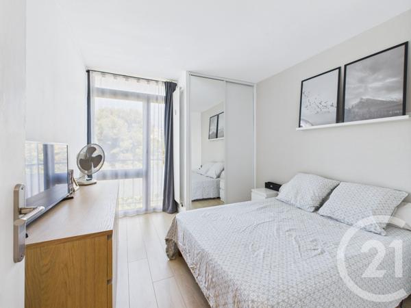 Appartement F3 à vendre  3 pièces - 68,94 m2 LA VALETTE DU VAR - 83