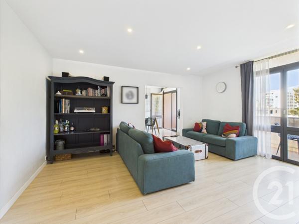 Appartement F3 à vendre  3 pièces - 68,94 m2 LA VALETTE DU VAR - 83