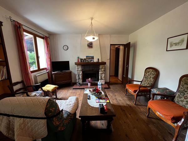 A VENDRE Entraigues Sur La Sorgue Maison 104 m²