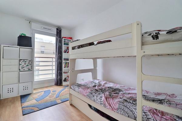 Appartement 4 pièces ! 3 chambres ! parking ! résidence récente