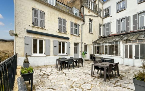 Maison à vendre    9 pièces • 365 m2 Boulogne-sur-Mer