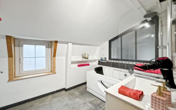 Maison à vendre    9 pièces • 365 m2 Boulogne-sur-Mer