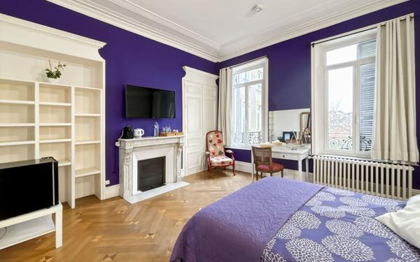 Maison à vendre    9 pièces • 365 m2 Boulogne-sur-Mer