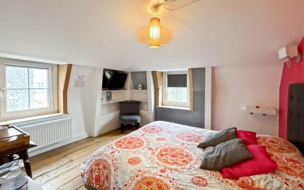 Maison à vendre    9 pièces • 365 m2 Boulogne-sur-Mer