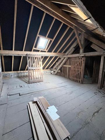 Lons-le-Saunier Centre ? Appartement 61 m² avec grenier aménageable de 30 m²