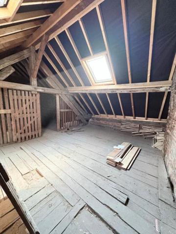 Lons-le-Saunier Centre ? Appartement 61 m² avec grenier aménageable de 30 m²