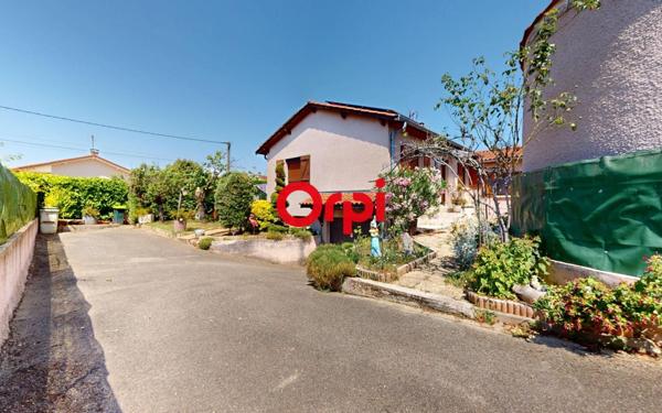 Maison à vendre    4 pièces • 82 m2 Décines-Charpieu