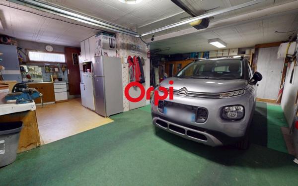 Maison à vendre    4 pièces • 82 m2 Décines-Charpieu