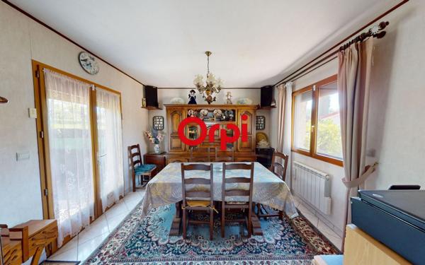 Maison à vendre    4 pièces • 82 m2 Décines-Charpieu