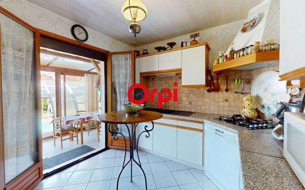 Maison à vendre    4 pièces • 82 m2 Décines-Charpieu