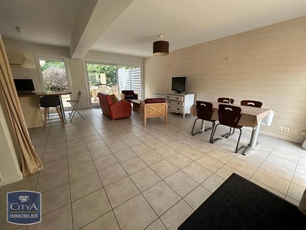 Appartement à louer 1 pièce 13.28m² Poitiers (86000)