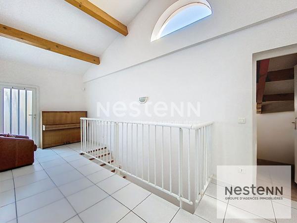 A vendre maison 6 pièces de 170 m² avec plus de 50 m² de dépendance et piscine sur terrain arboré d'environ 980 m² à Montpellier secteur Aiguelongue