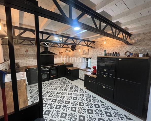 Maison 4 pièces avec cuisine d'été