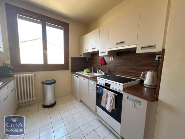 Appartement à louer 3 pièces 79.52m² Agen (47000)