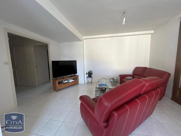 Appartement à louer 3 pièces 79.52m² Agen (47000)