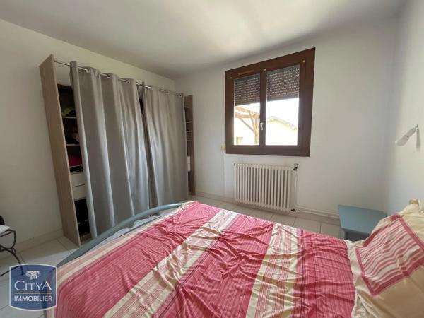Appartement à louer 3 pièces 79.52m² Agen (47000)