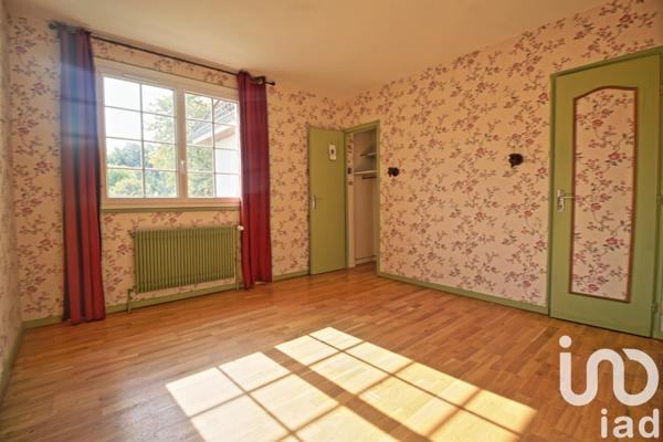 House for sale 8 rooms 215 m² Jâlons