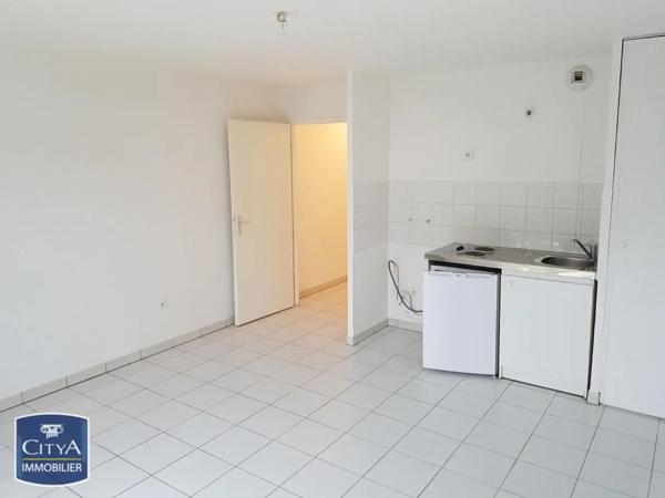 Appartement à vendre 1 pièce 27m² Le Blanc-Mesnil (93150)