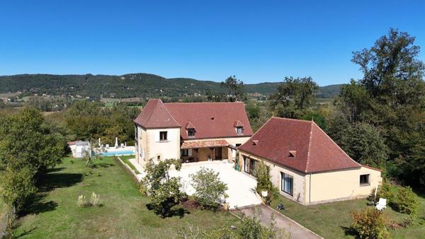 Magnifique propriété avec piscine et gîtes