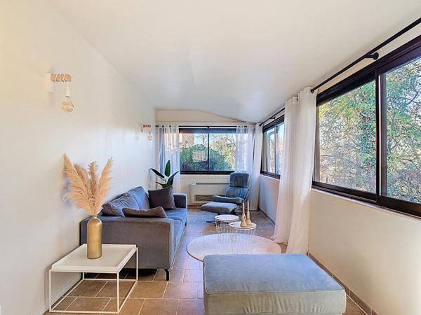 Magnifique propriété avec piscine et gîtes