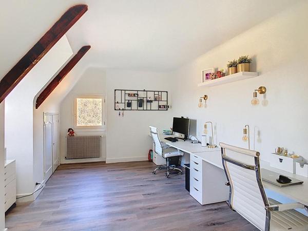 Magnifique propriété avec piscine et gîtes