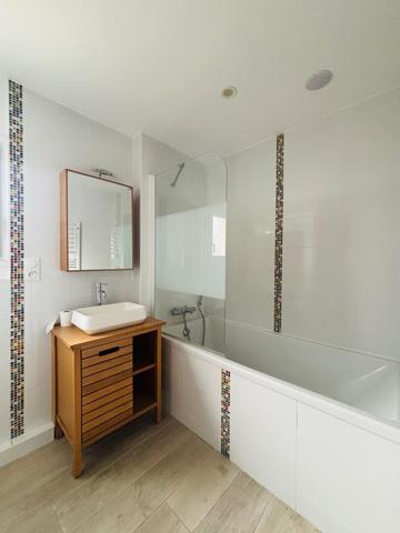 Clairoix, Maison rénovée – 3 chambres – Jardin