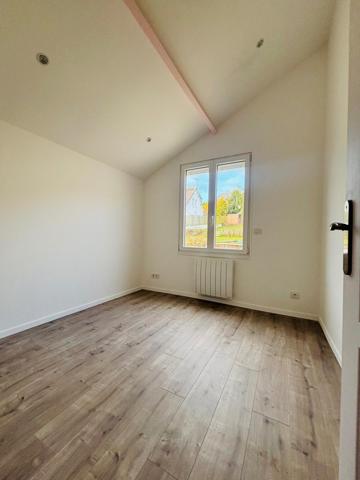 Clairoix, Maison rénovée – 3 chambres – Jardin