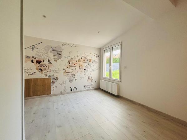 Clairoix, Maison rénovée – 3 chambres – Jardin