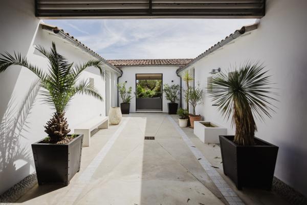Maison d’exception de 260 m² – Plein centre de Loix