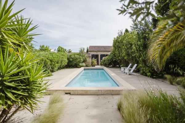Maison d’exception de 260 m² – Plein centre de Loix