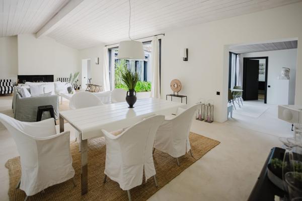 Maison d’exception de 260 m² – Plein centre de Loix